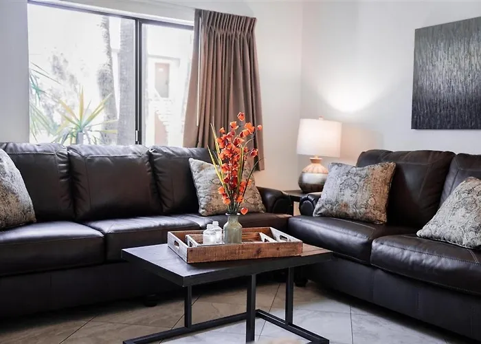214 Fully Furnished 1br Suite-outdoor Pool